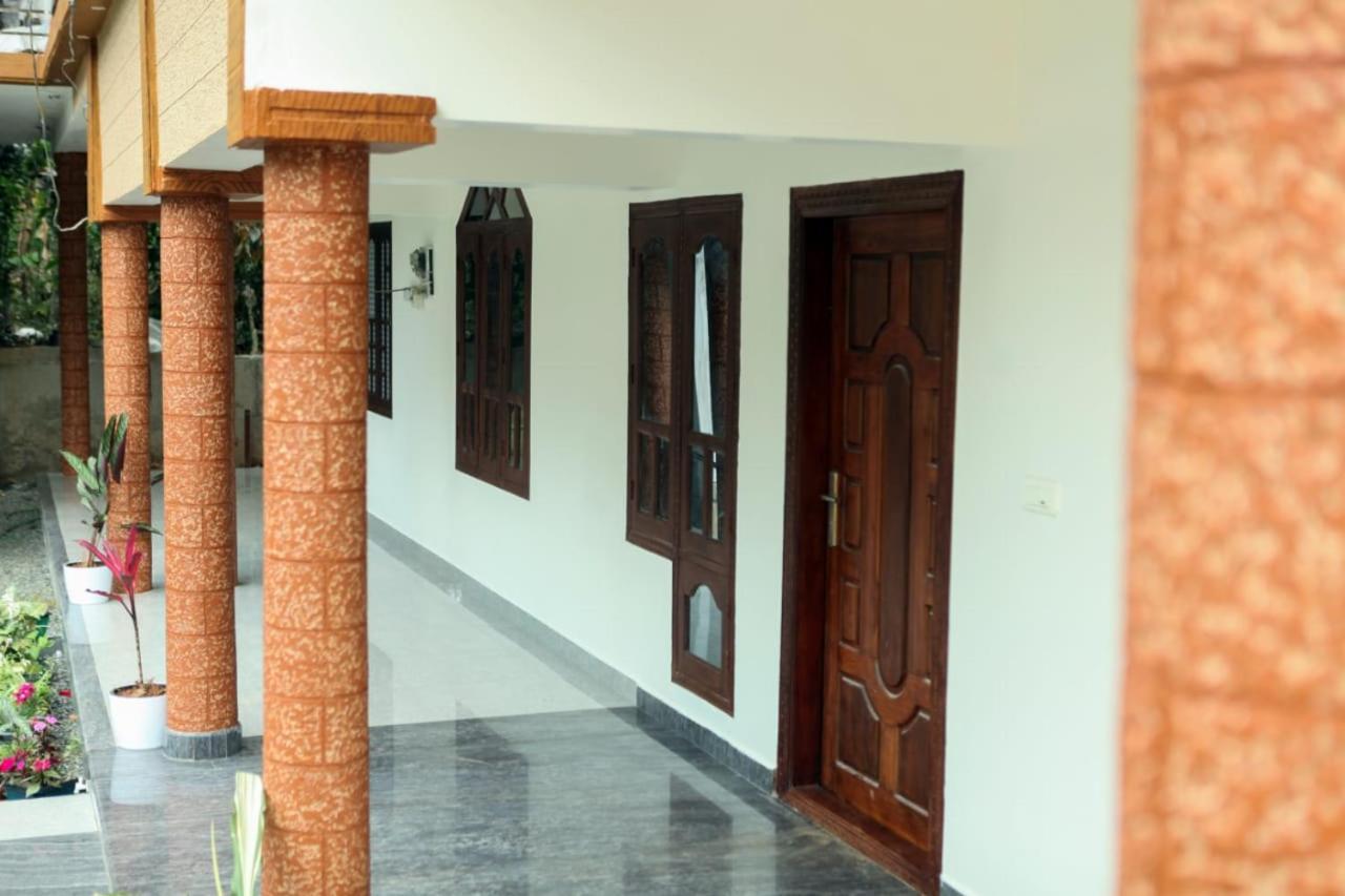 Annus Homestay Ramakkalmedu Exterior foto